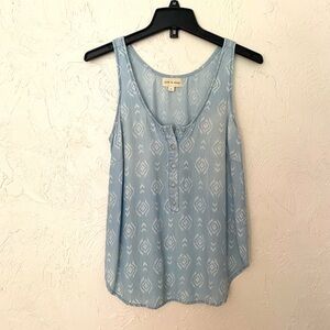 Cloth & Stone Chambray tank top with pattern, size small